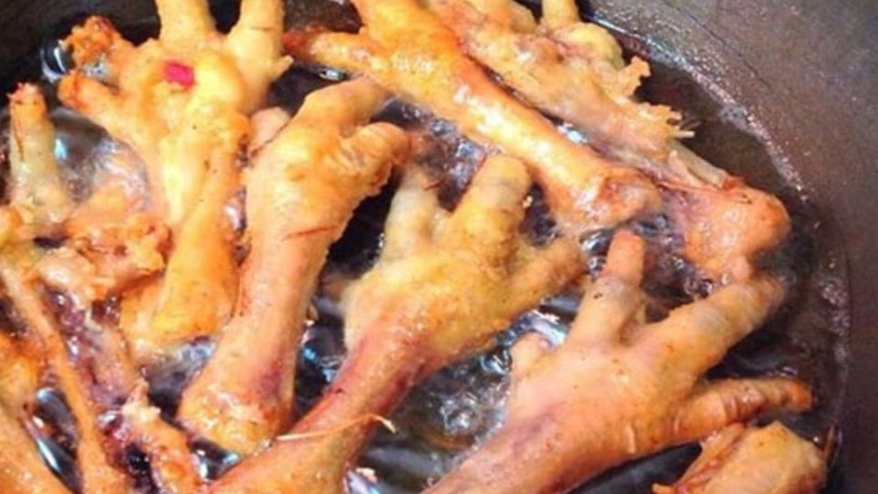 chân gà chiên bơ tỏi 5