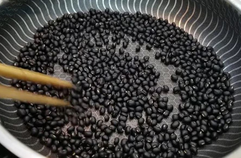 chân gà hầm đậu đen 5