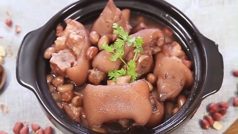 chân giò hầm đậu phộng 1