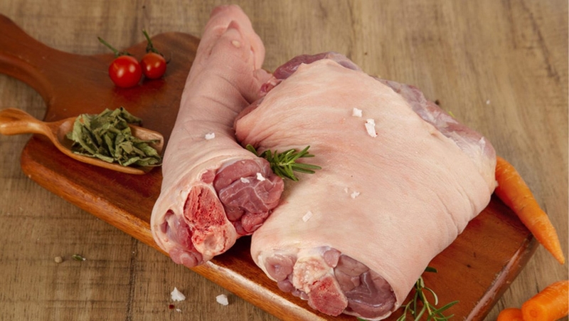 chân giò hầm nấm 2