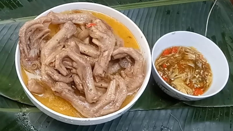 Món chân vịt hầm nước cốt dừa thành phẩm hấp dẫn, thơm ngon
