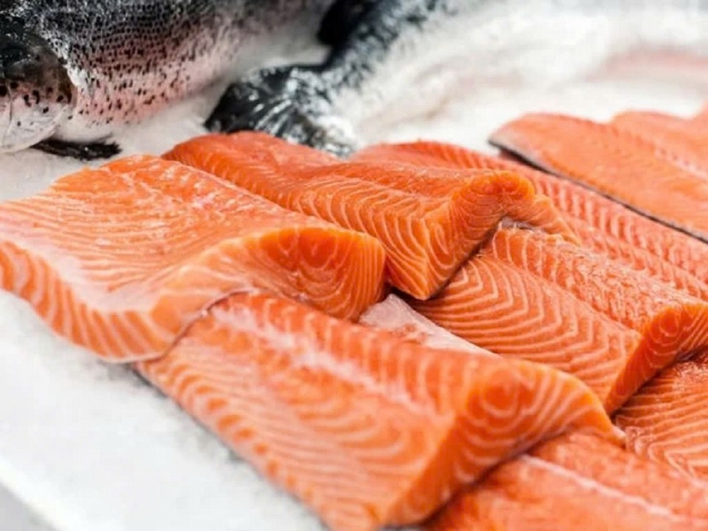 cháo cá hồi bí đỏ ảnh 1