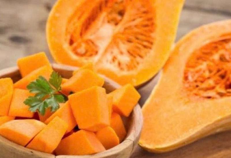 cháo cá hồi bí đỏ ảnh 2