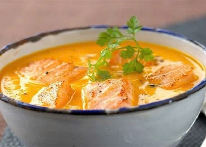 cháo cá hồi bí đỏ ảnh 3