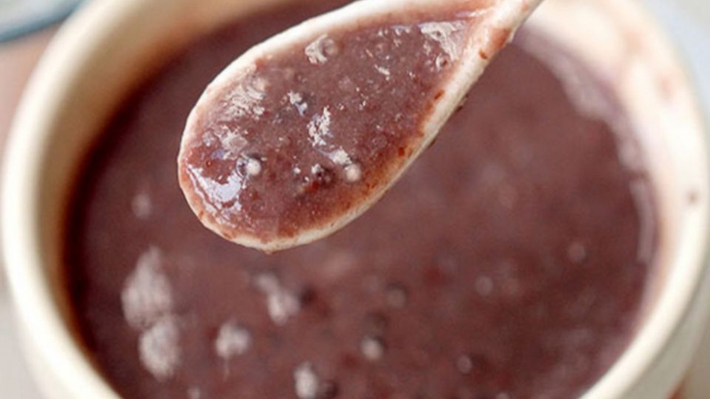 Cháo đậu đỏ thịt heo