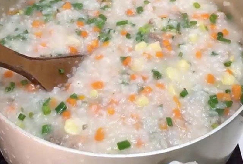 cháo thịt bò cà rốt ảnh 8