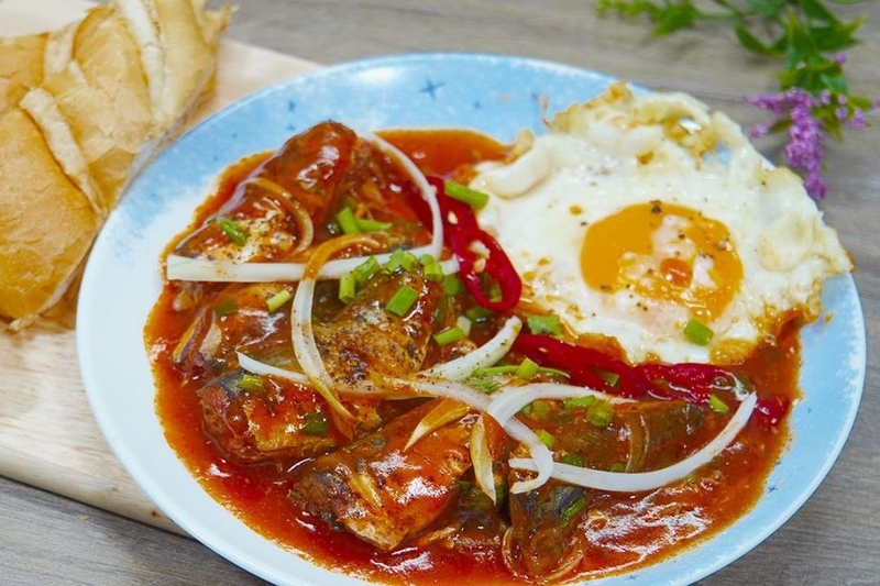 chế biến cá hộp 3 cô gái (ảnh 4)