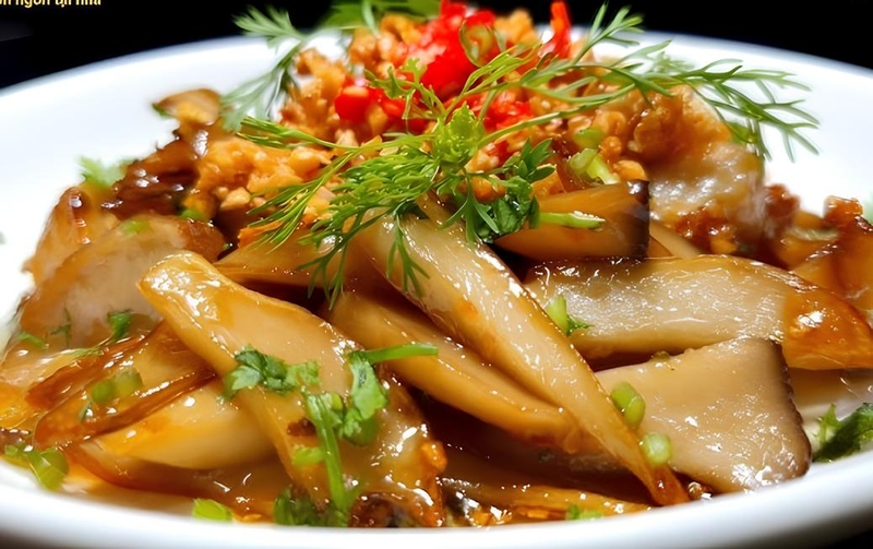 Chế biến nấm mối xào măng