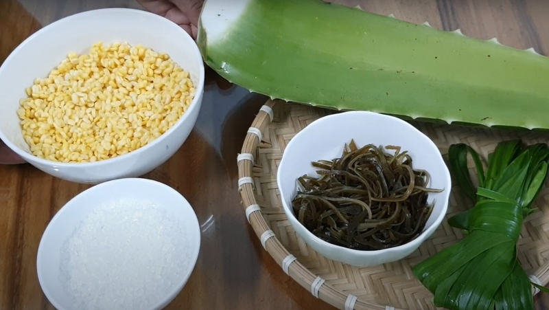 Cách nấu chè đậu xanh nha đam 1