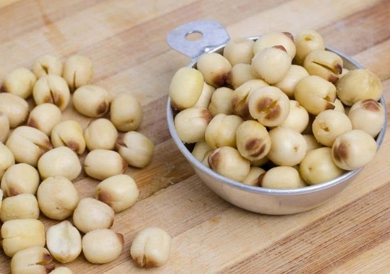 chè hạt sen đậu đỏ ảnh 3