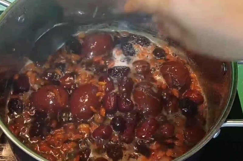 chè hột gà hình 8
