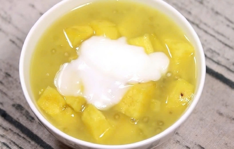 chè khoai lang đậu xanh ảnh 1