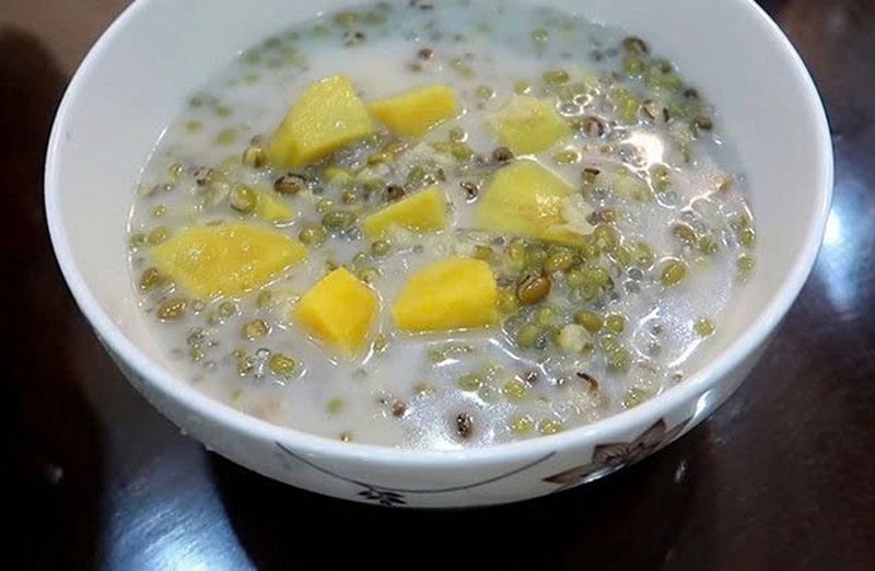 chè khoai lang đậu xanh ảnh 2