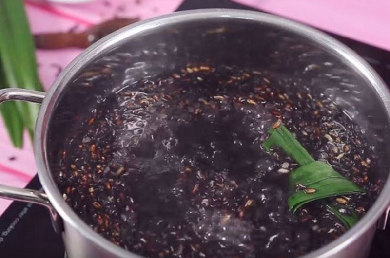 chè khoai môn nếp cẩm 5