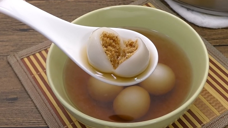 che troi nuoc lam bang bot gi
