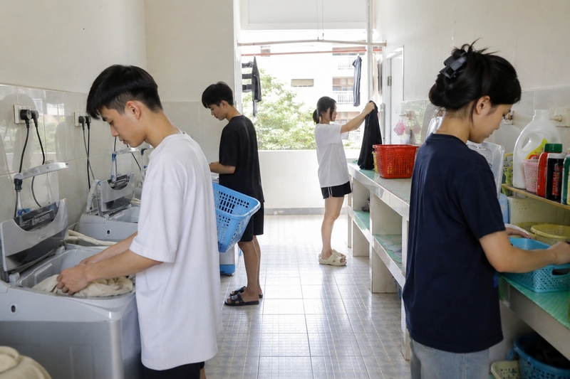 Những khoản phí ngoài tiền phòng sinh viên cần chuẩn bị