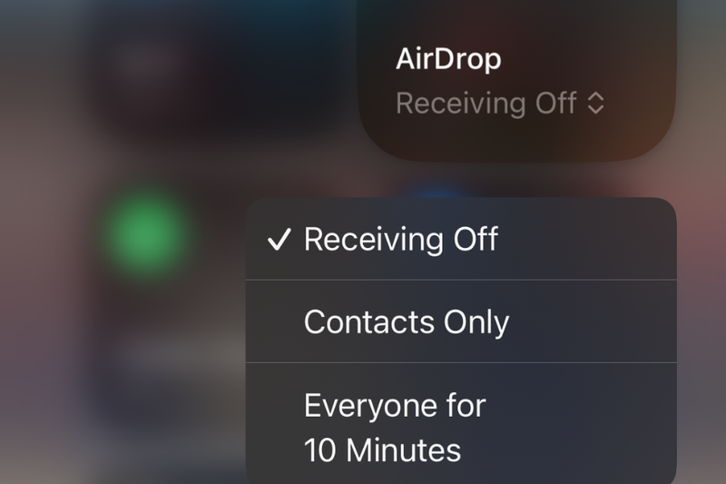 Chia sẻ ảnh, video qua AirDrop trên iPhone Xs (4)