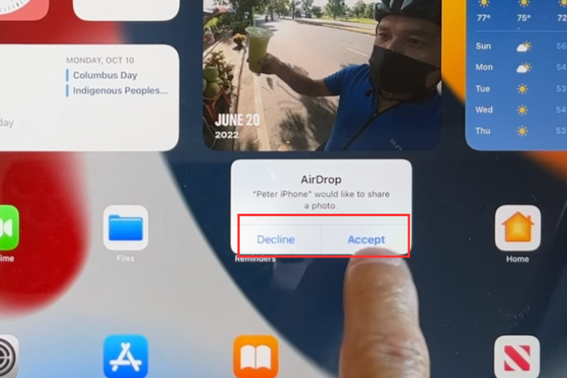 Chia sẻ ảnh, video qua AirDrop trên iPhone Xs (7)