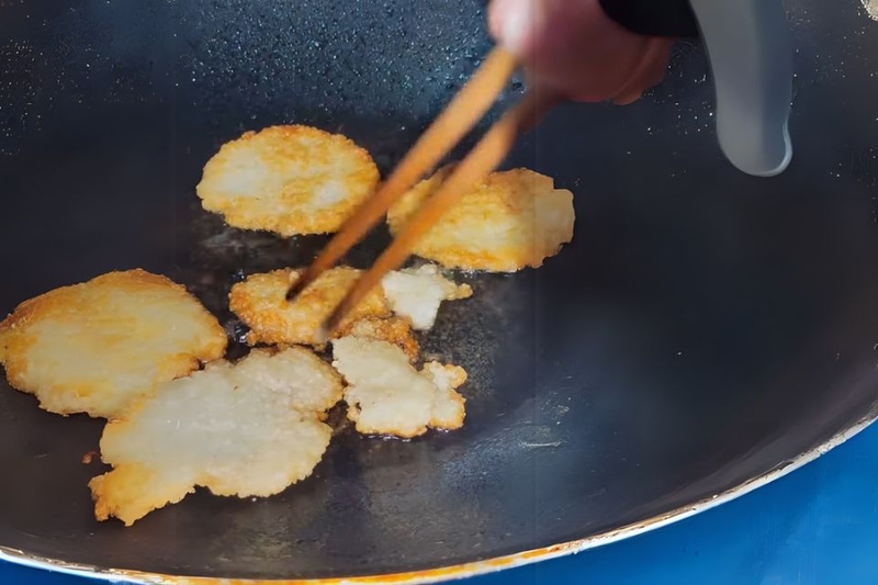 chiên bánh gạo mật ong