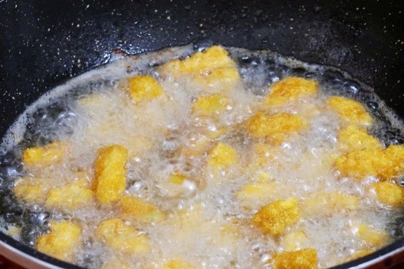 chiên rán không bị sát chảo ảnh 5