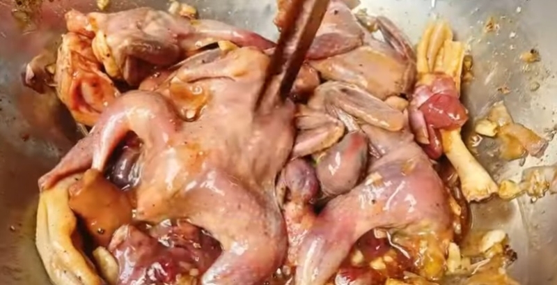 Chim cút nướng mật ong: Công thức chế biến ngon chuẩn vị