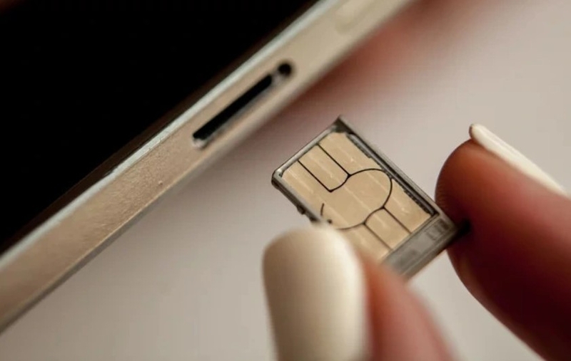Chọc SIM không ra 11