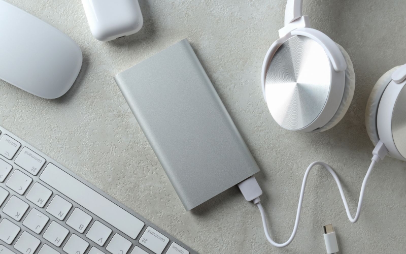 Vì sao nên sử dụng sạc dự phòng chất lượng cho iPhone?
