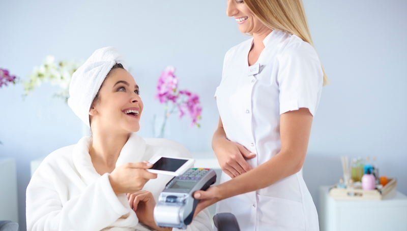 Chúc mừng sinh nhật khách hàng spa