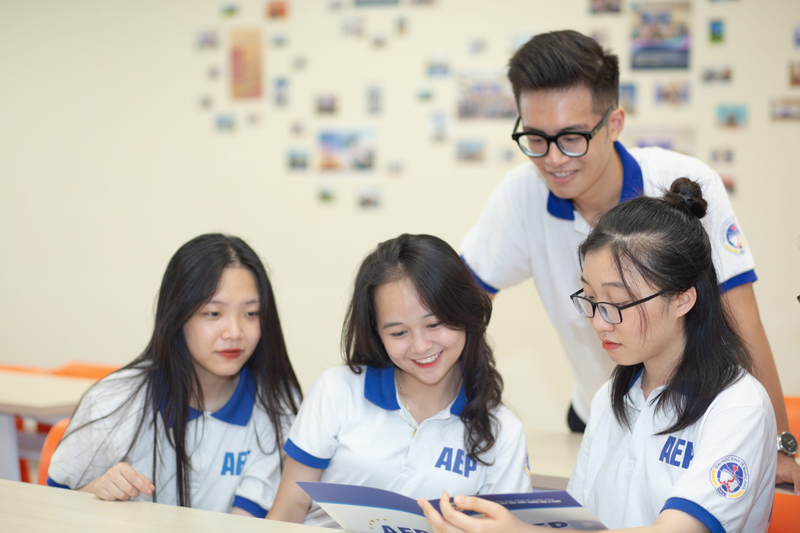 Chương trình tiên tiến là gì 5