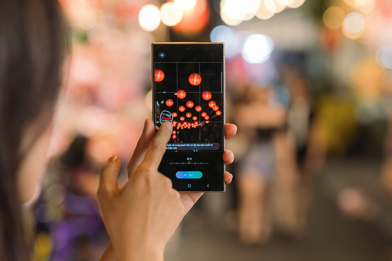 Ngắm phố xá Trung Thu muôn màu qua ống kính “chiến thần chụp đêm” Galaxy S24 Ultra 12