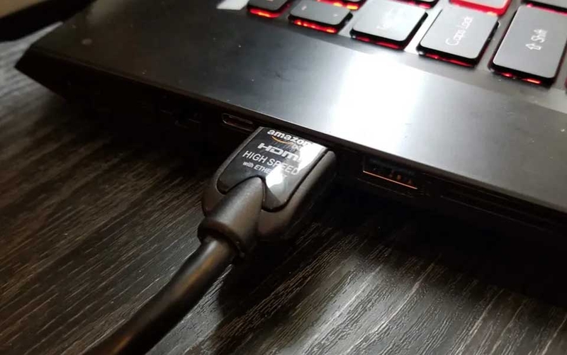 Chuyển bằng cáp HDMI