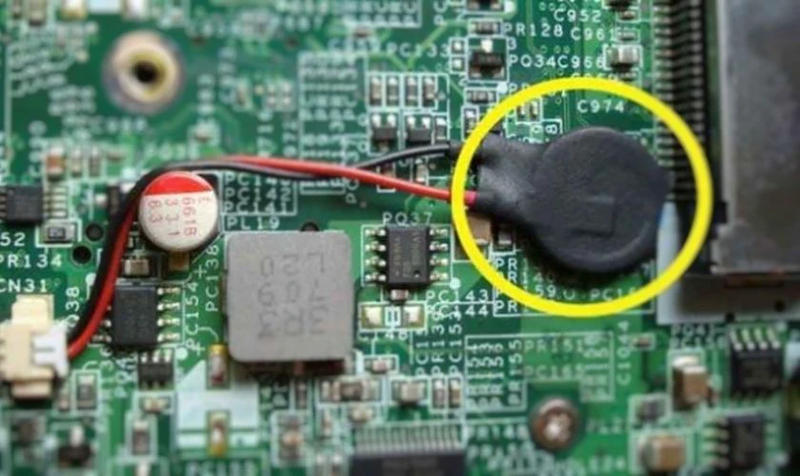 CMOS là gì? Tất cả những điều bạn cần biết về CMOS và pin CMOS