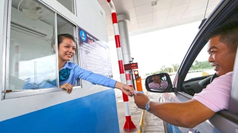 Phí cầu đường