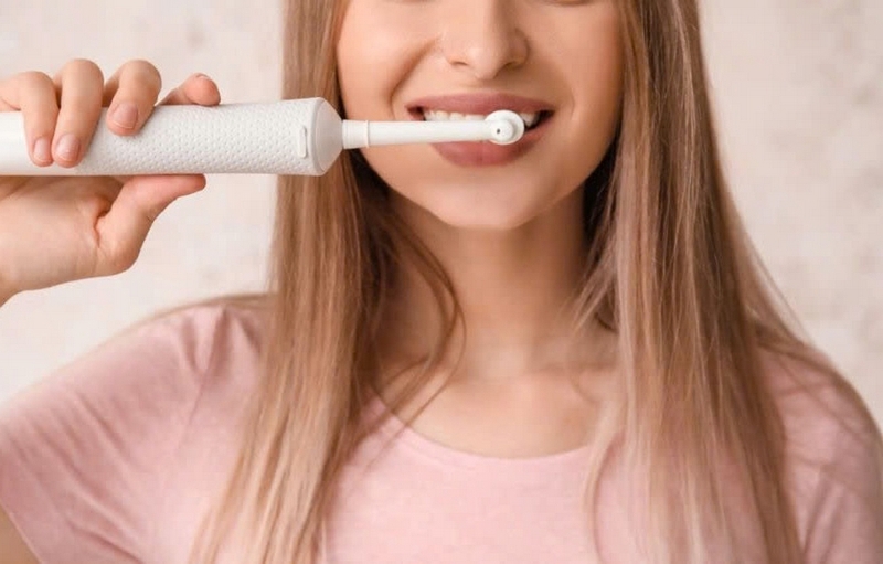 có nên dùng bàn chải điện ảnh 6