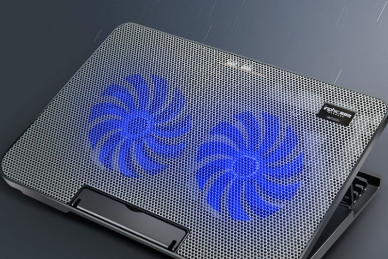 co-nen-dung-quat-tan-nhiet-cho-laptop-5.jpg