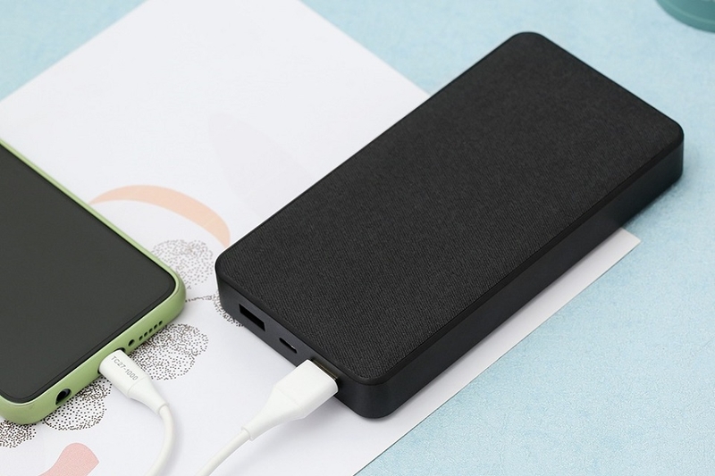 Có nên dùng sạc dự phòng cho iPhone 3