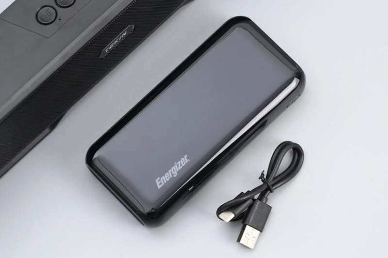 Có nên dùng sạc dự phòng cho iPhone 2