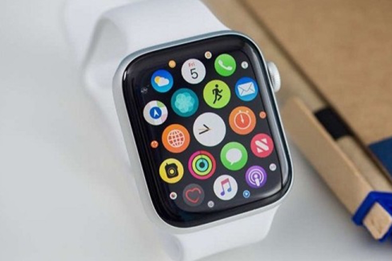Có nên mua Apple Watch cũ 2026 8