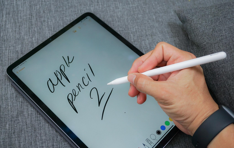 Có nên mua bút cảm ứng cho iPad không 1