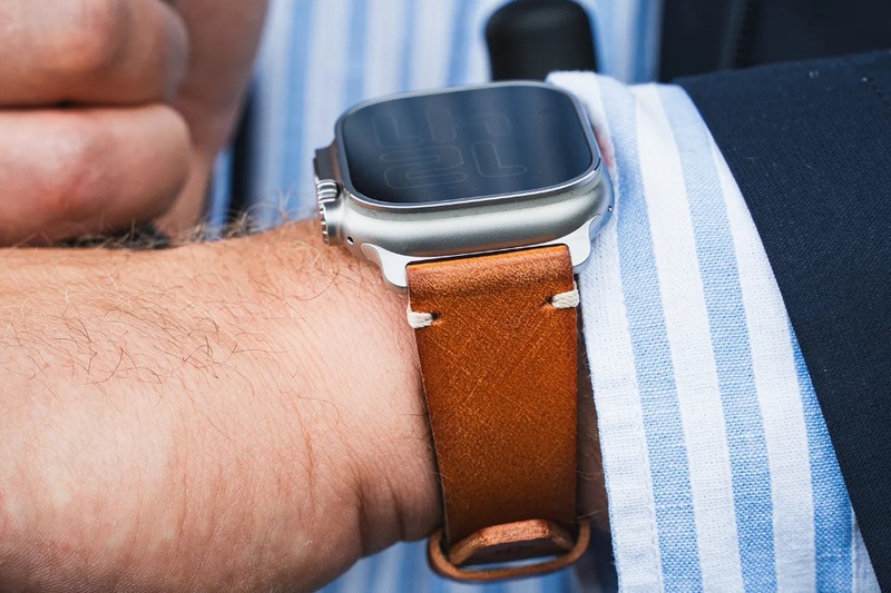 co-nen-mua-day-deo-apple-watch-da-khong-9.jpg