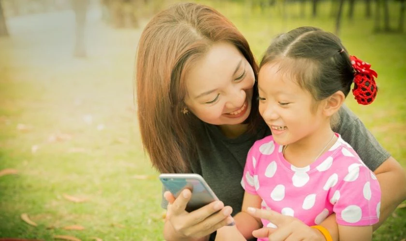 Có nên mua điện thoại cho trẻ 10 tuổi dùng không 6