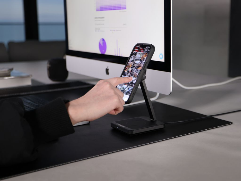 Có nên mua giá đỡ điện thoại để bàn không 5