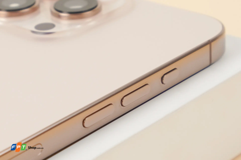 Có nên mua iPhone 16 Pro Max năm 2026 5