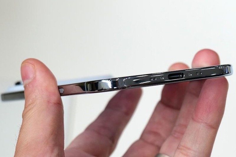 Có nên mua iPhone Air cũ không 5