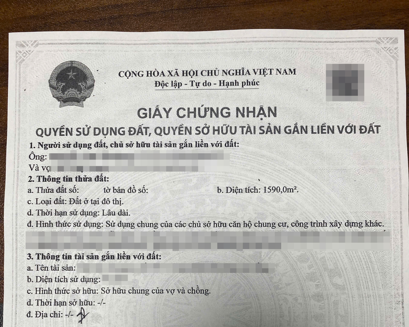 Có nên photo sổ đỏ cho người khác xem? 1