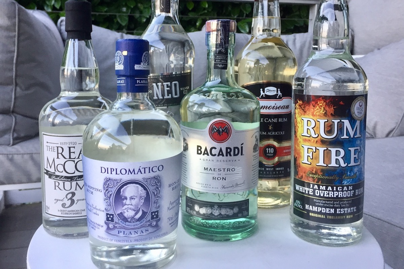 Rượu White Rum