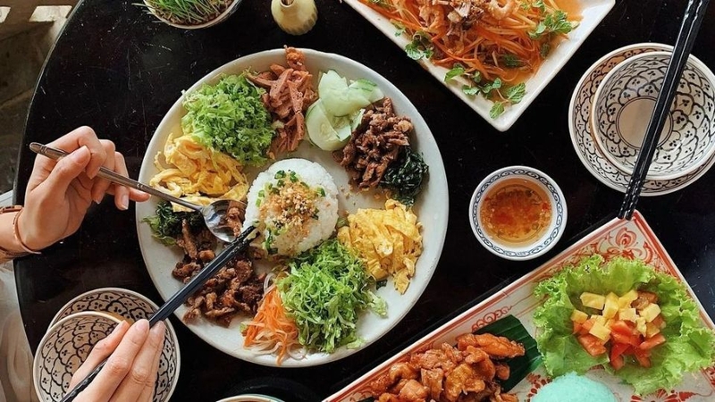 Quán cơm Xuân Trang Huế
