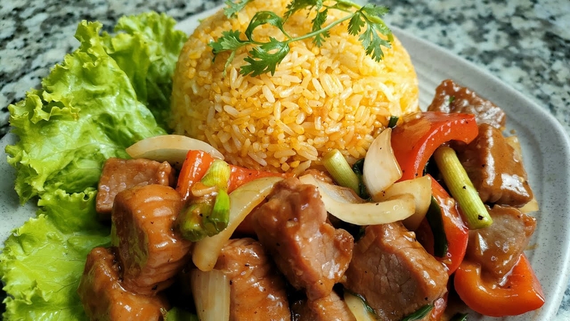 cơm chiên bò lúc lắc 1