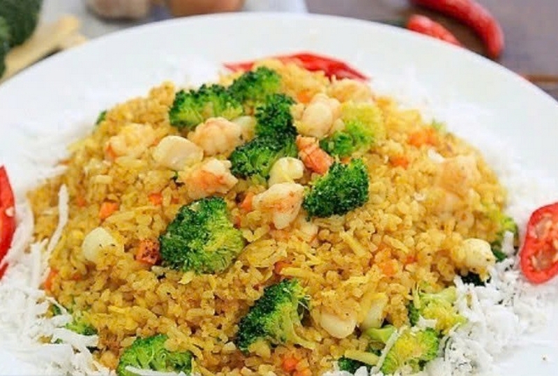 cơm chiên dừa ảnh 1