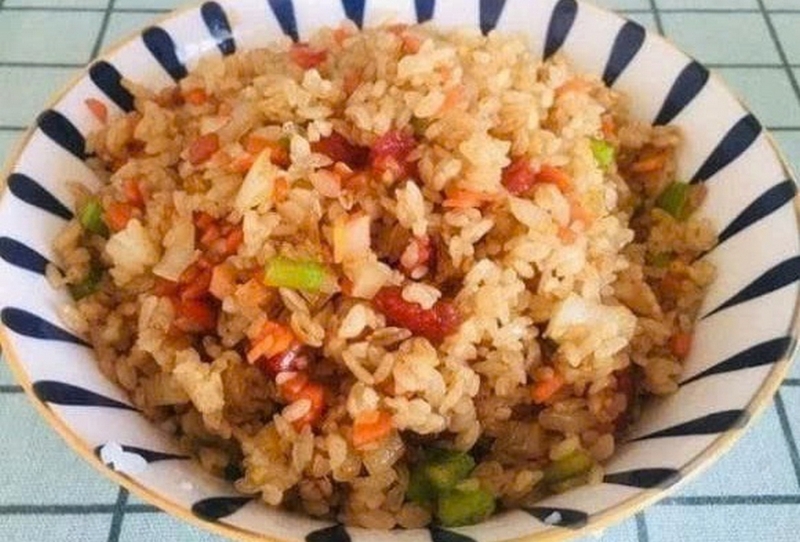 Cơm chiên lạp vịt ảnh 2